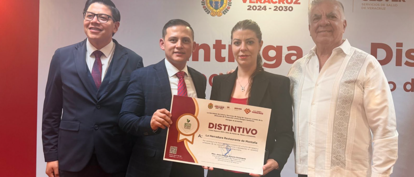 EN EL MARCO DEL DÍA MUNDIAL DEL TABACO, DPRS HACE ENTREGA DE DISTINTIVOS «ESPACIOS 100% LIBRES DE HUMO DE TABACO Y EMISIONES» A ESTABLECIMIENTOS QUE CUMPLEN CON LA NORMATIVIDAD SANITARIA VIGENTE